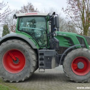 Fendt 826 Vario S Profi Plus Schlepper