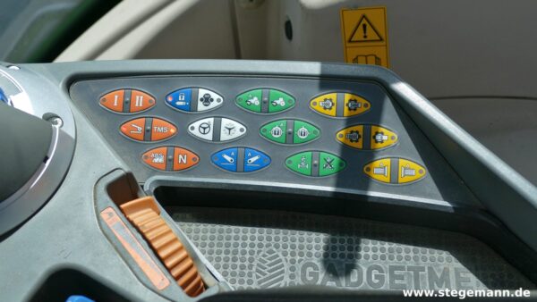 Fendt 826 Vario S Profi Plus Schlepper – Bild 17