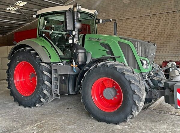 Fendt 826 Vario S Profi Plus