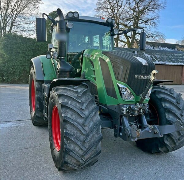 Fendt 826 Vario S Profi Plus